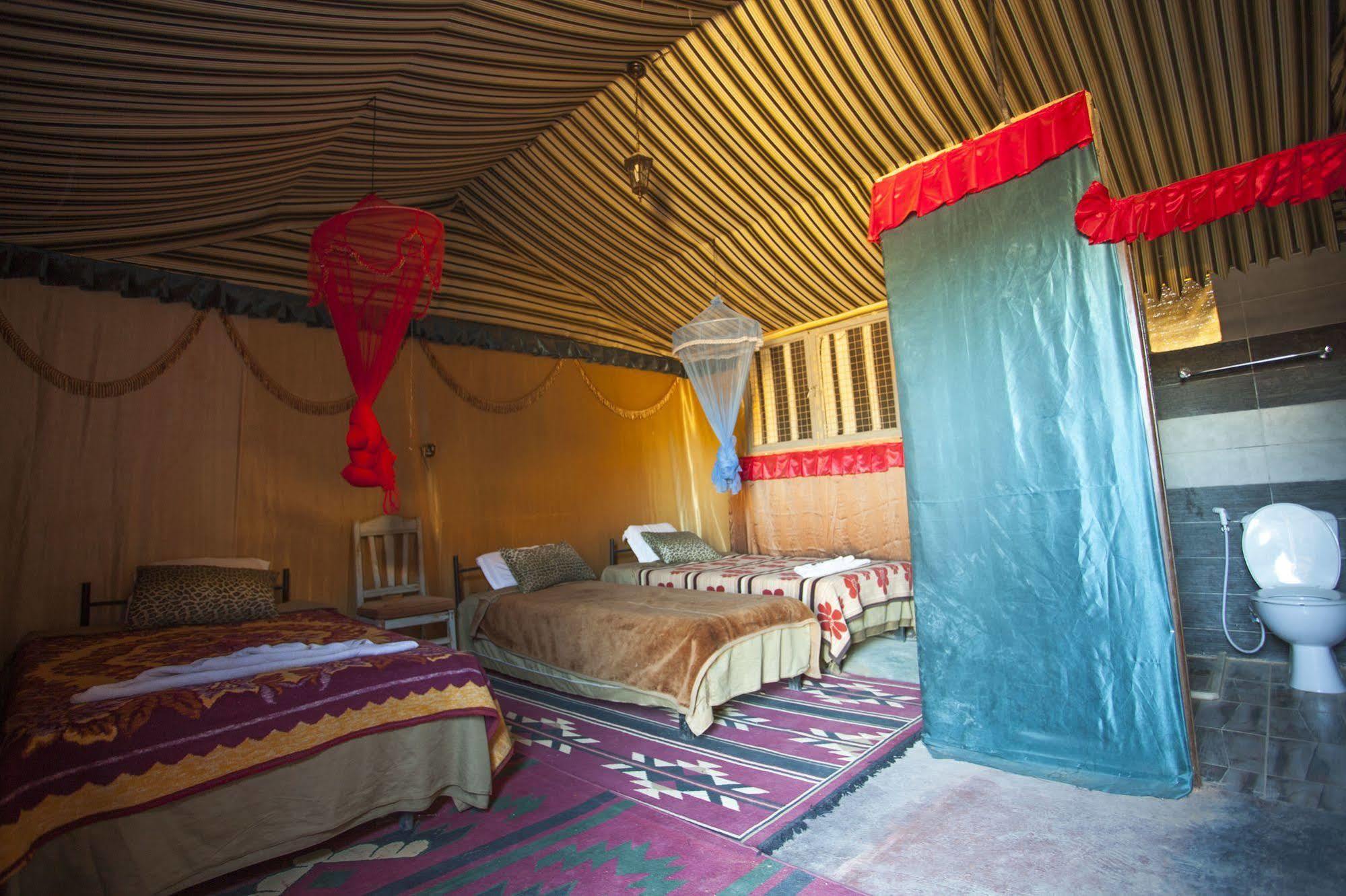 Captain'S Desert Camp Вади-Рам Экстерьер фото