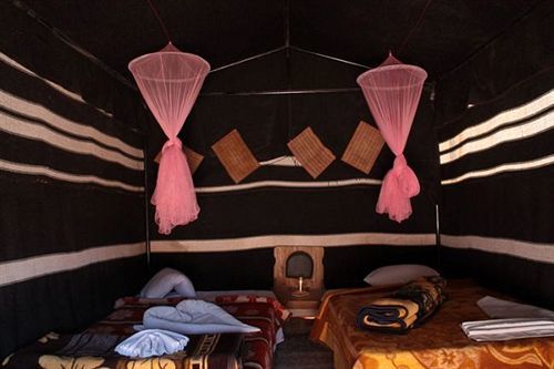 Captain'S Desert Camp Вади-Рам Экстерьер фото